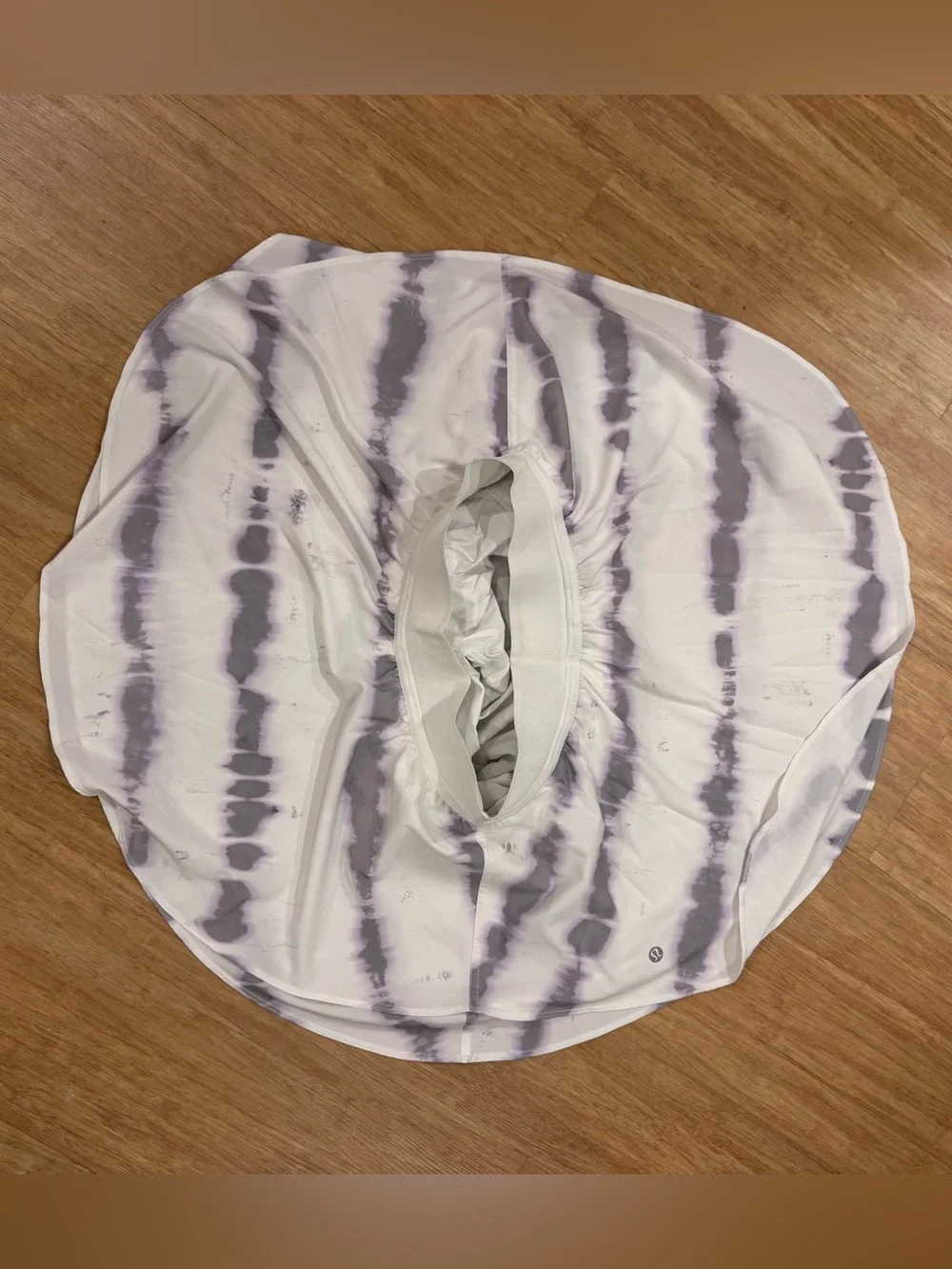 lululemon athletica White and Light Gray/purple Tie-Dye Circle Skirt; two layers